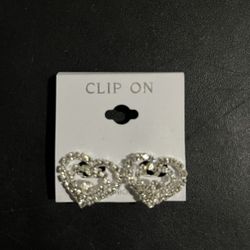New Clip On Earrings Very Pretty 😍 