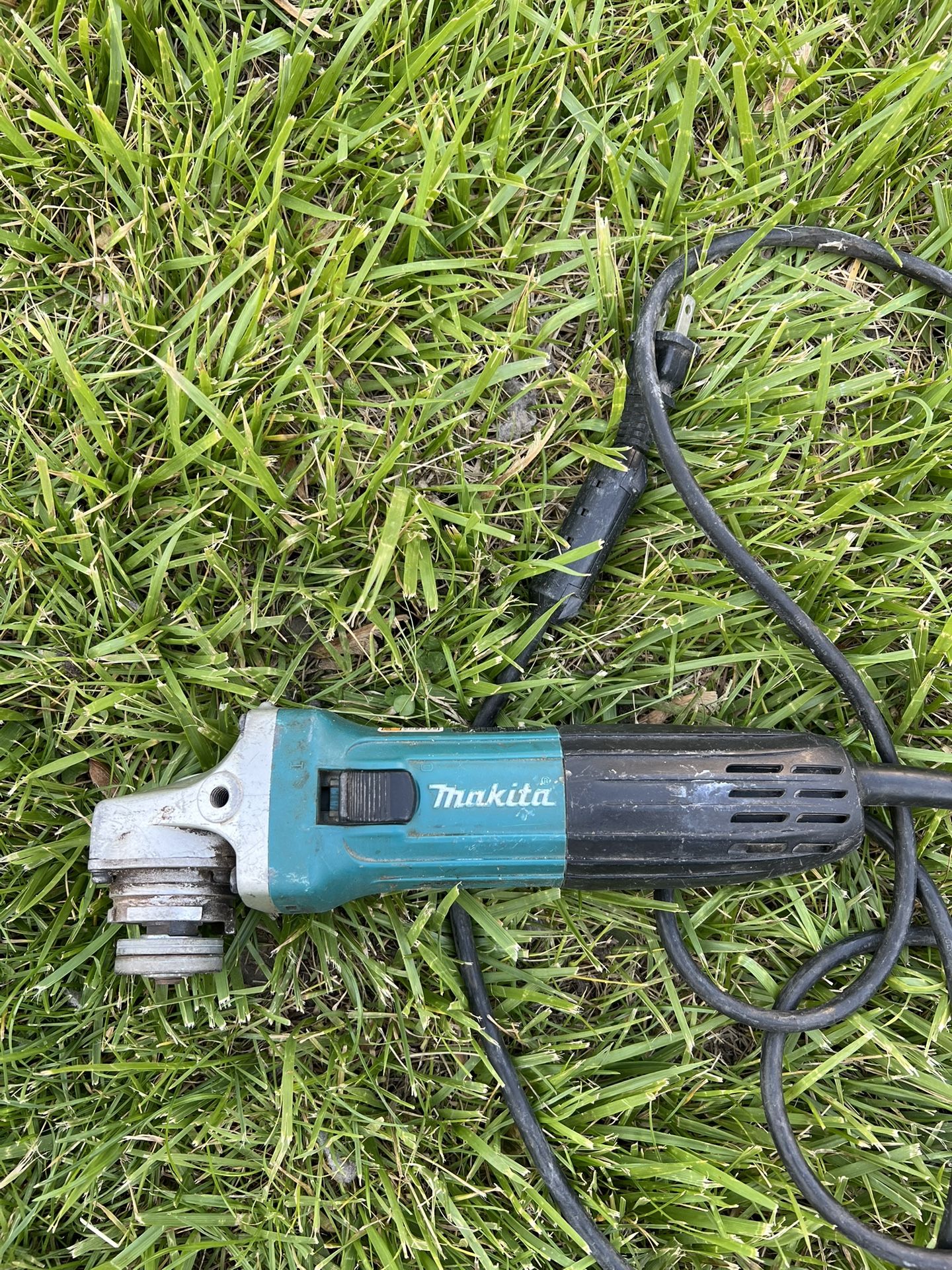 Makita Grinder