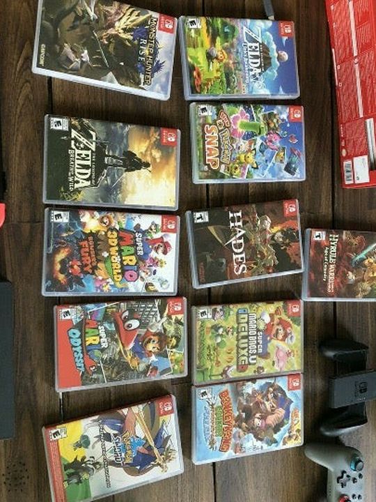 NINTENDO SWITCH