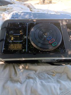 DJ HERO