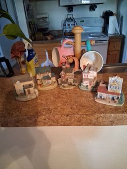 Little houses
