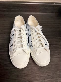 Men’s Louis Vuitton sneakers size 13