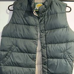 Kids Medium Cabelas Puffer Vest 