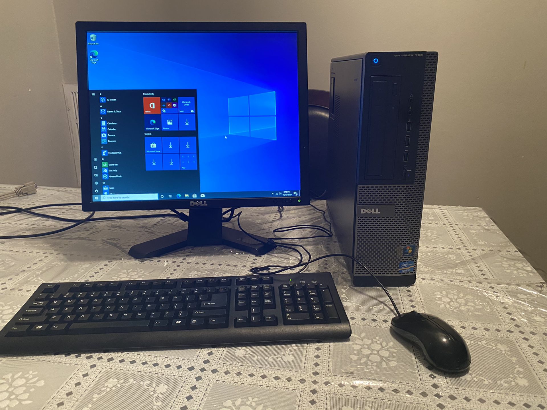 Dell Optiplex 790, intel Core i3, 8gb ram, 250gb hard drive , 19” Dell monitor, WiFi , windows 10, mouse , brand new keyboard and cables only for $12