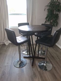 Counter-Height Pub Table