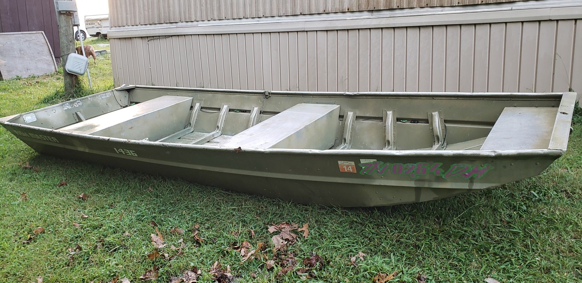 14ft Jon Boat ((no motor or trailer)) for Sale in Kodak, TN - OfferUp