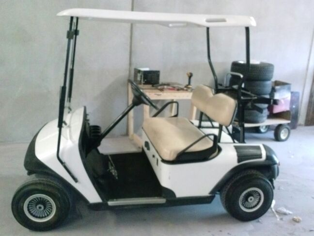 $1,600 CASH OR TRADE FOR BOAT OR MOTORCYCLE OR TRUCK EZ GO MEDALIST GOLF CART. 39VOLT.
