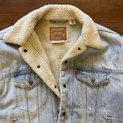 Levi’s Premium Sherpa Denim Jacket Small