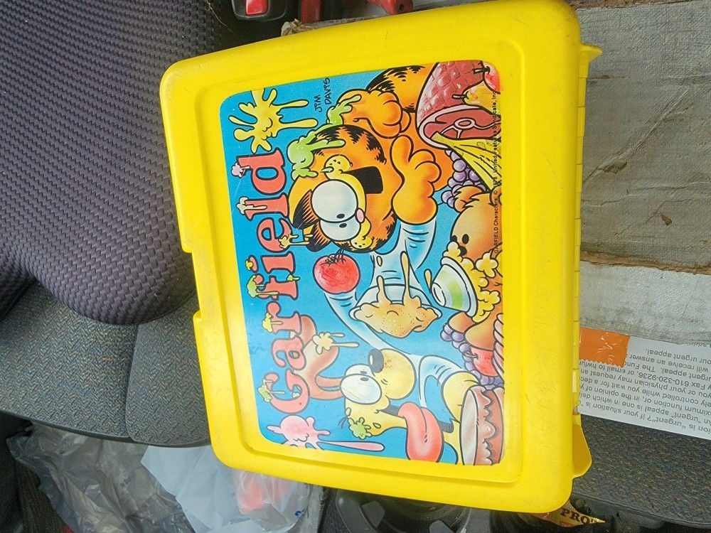 Garfield Lunch Box