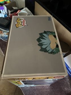 Giant Deku Pop