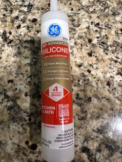 GE Advanced Silicone Kitchen & Bath Clear – 10.1 oz – Nearly Full