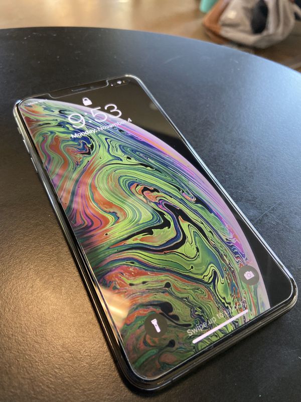 iPhone XS Max 64 GB Unlocked (Black) with 2-Year AppleCare+ for Sale in