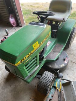 2 John deere rinding mowers