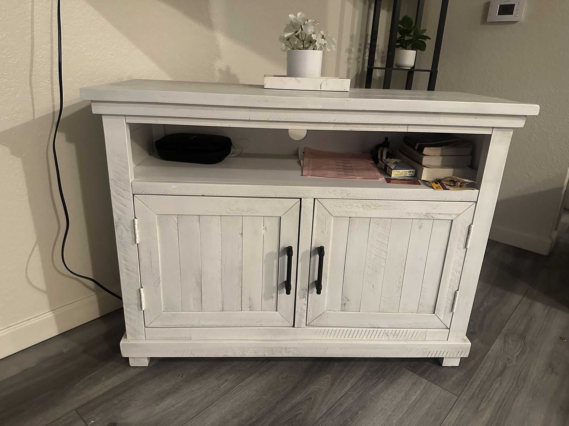Tv Center