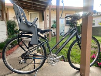Specialized crossroads bike with baby seat