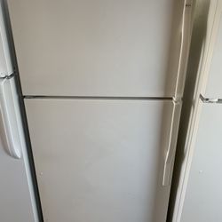 Maytag 32” Refrigerator 