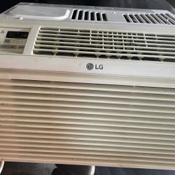 AC Wall Unit 6,000 BTU