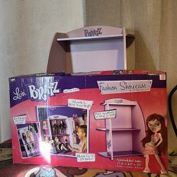 Bratz Doll Fashion Showcase #1