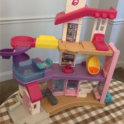 Fisher-Price Little People Barbie® DreamHouse