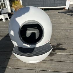 Els Pet Sppaceship Litter Box