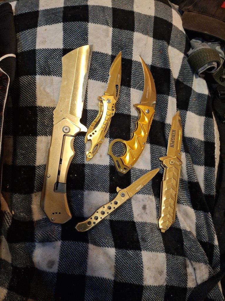 Gold Blade Collection