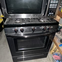 Frigidaire Gas Stove & Whirlpool Over The Range Microwave 