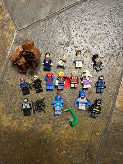 LEGO Superhero’s Minifigure Lot