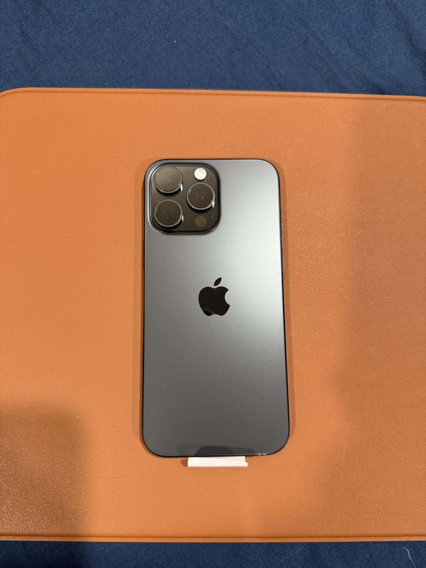 *BRAND NEW* iPhone 16 Pro Max