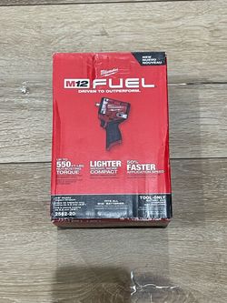 Milwaukee M12 Fuel 3/8in Stubby Impact Wrench (2562-20)