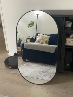 Oval mirror