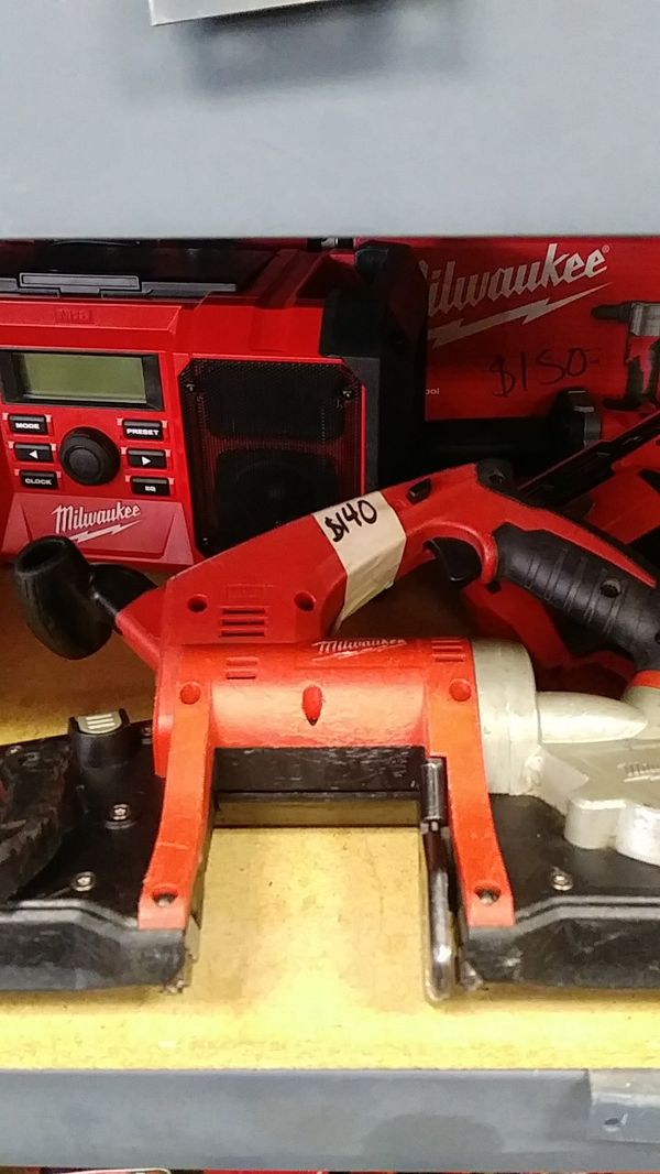 Milwaukee band saw. M18 m18 tool only $140 for Sale in Moreno Valley