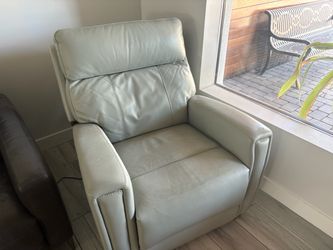 Recliner