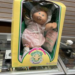 Vintage  Cabbage Patch Doll Preemie Barbi Karla Coleco 1985 Toy New Box  Pink Girl Ribbons Bonnet 