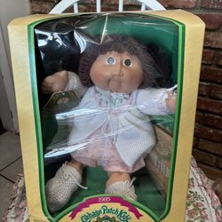 Cabbage Patch Kids  1985 Vintage Doll