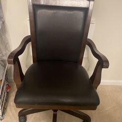 Ashley Desk Chair