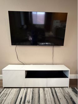 Modern White and Black TV Stand (like NEW)