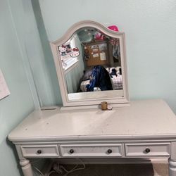 Vanity Desk