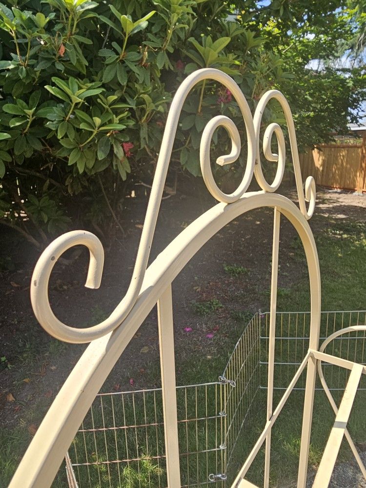 Metal Baker's Rack Indoor Plant Shelf, Used But Still Strong!