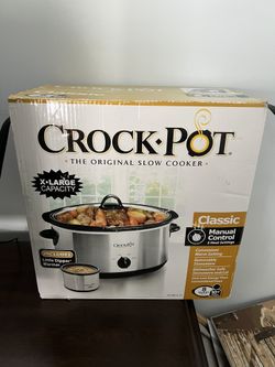 Brand New Crock Pot (8 Qt Oval)