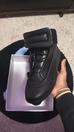 Maison Margiela futures