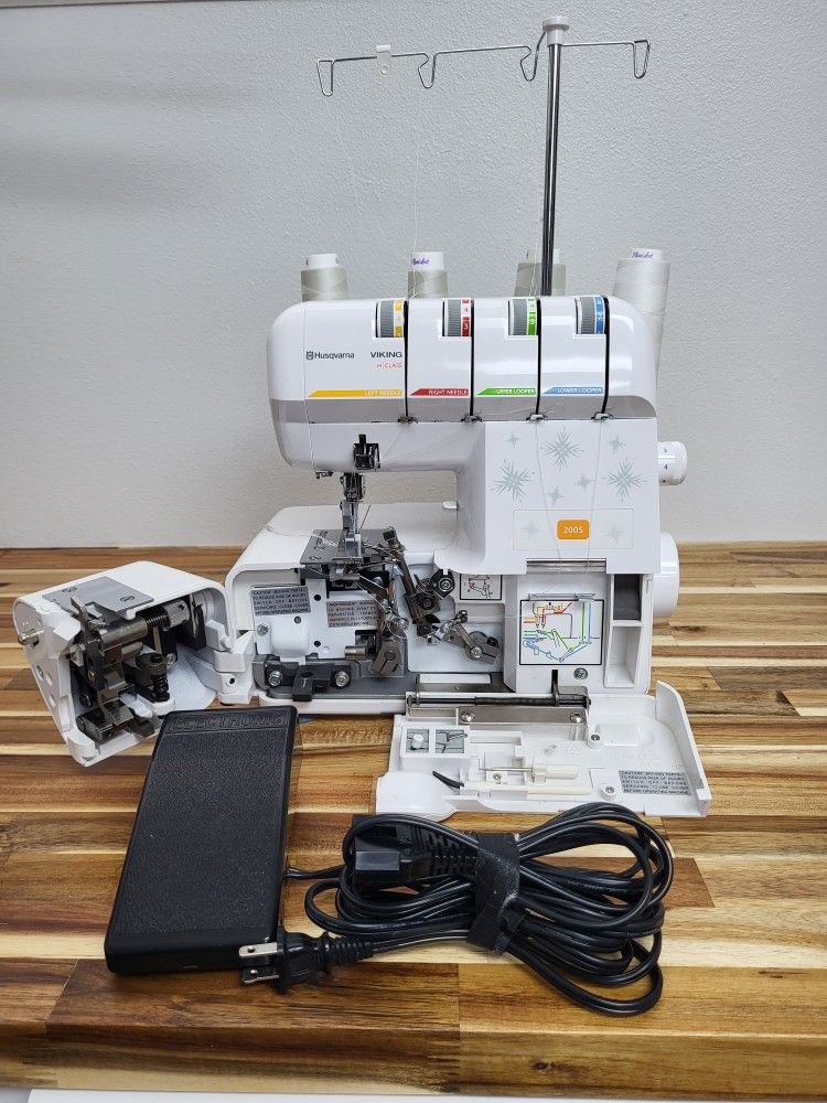 Viking H Class 200S Serger Machine for Sale in Bonney Lake, WA OfferUp