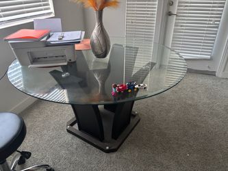 Dining table no chairs