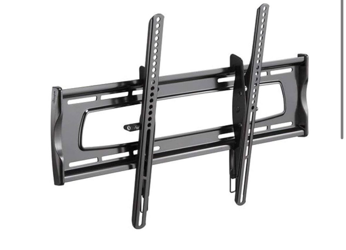 Rocketfish 32-70” TV Wall Mount