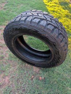 1) new 35x12.50r20 Toyo rt tire