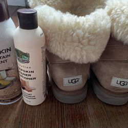 Women Size 9 | Used UGGS Boots with Cleaning Products 