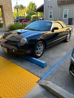 Must go) 2002 Ford Thunderbird, low miles