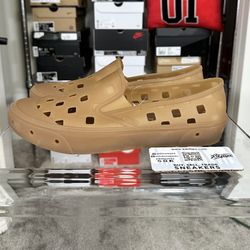 Men Vans Trek Slip-On ‘Light Gum’ (Size 12)