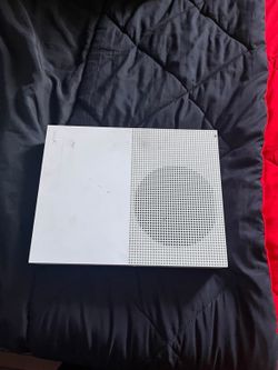 Xbox One X console 750gb