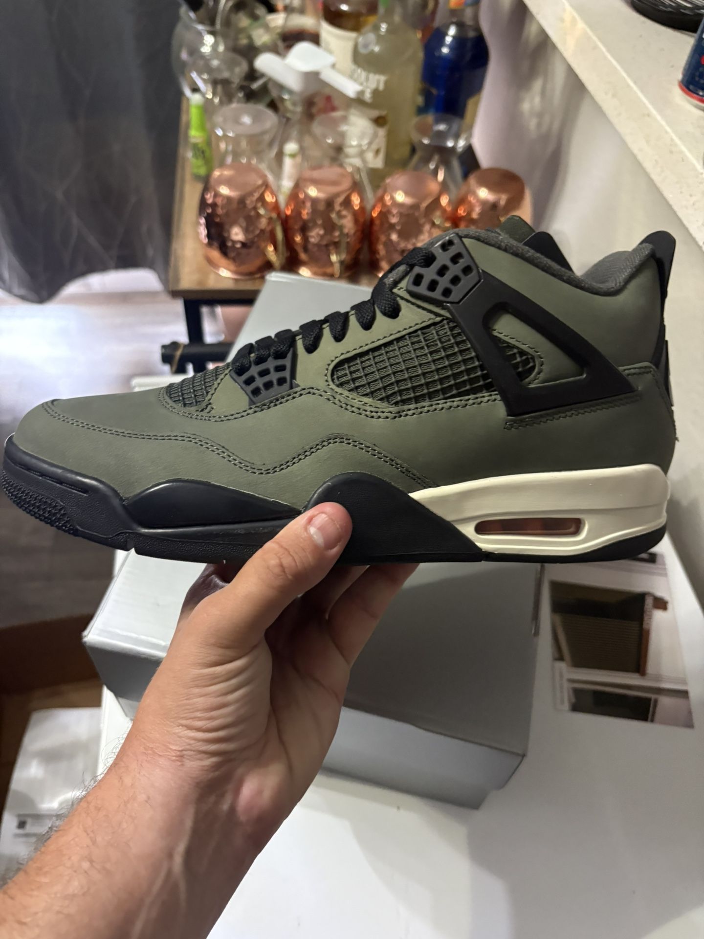 Jordan 4 Undefeated