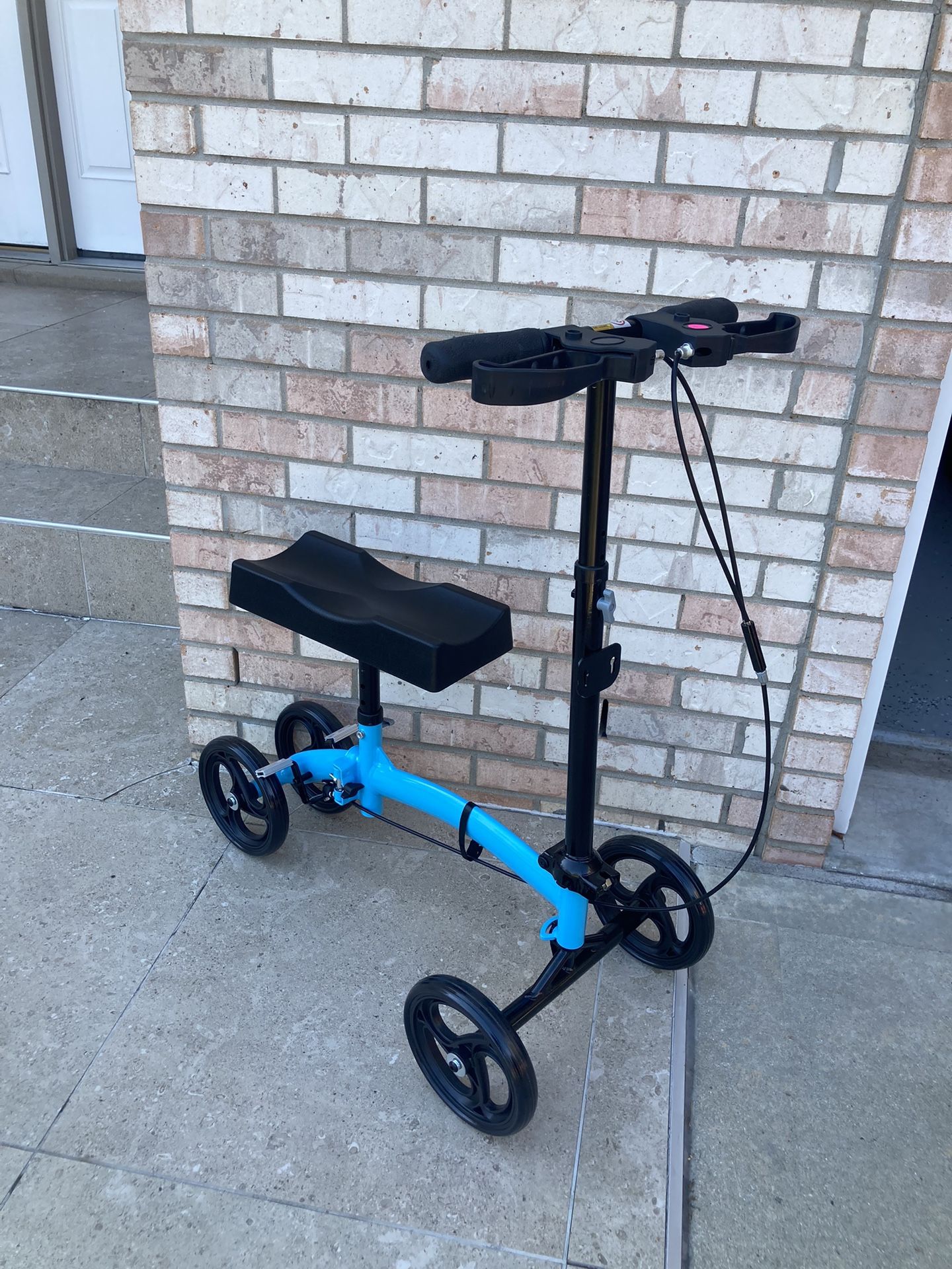 Knee Scooter 